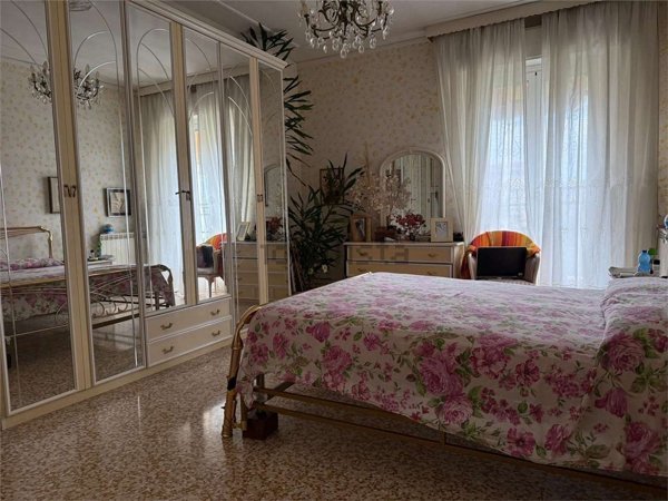 appartamento in vendita a Savona in zona Centro Storico