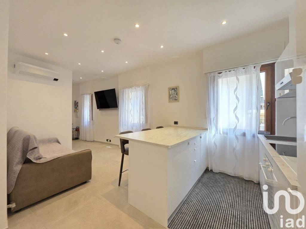 appartamento in vendita a Savona in zona Centro Storico