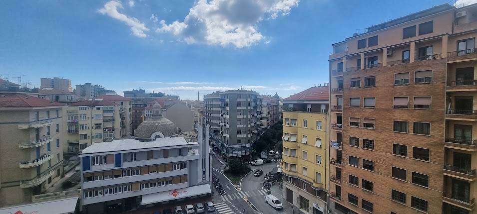 appartamento in vendita a Savona in zona Centro Storico