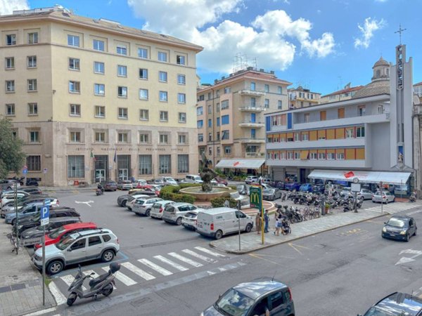 appartamento in vendita a Savona in zona Centro Storico