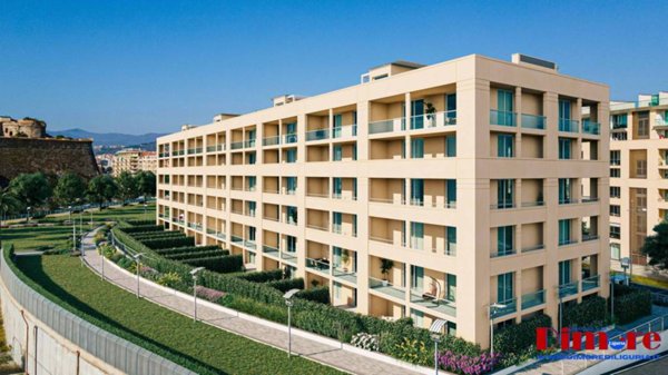 appartamento in vendita a Savona in zona Centro Storico