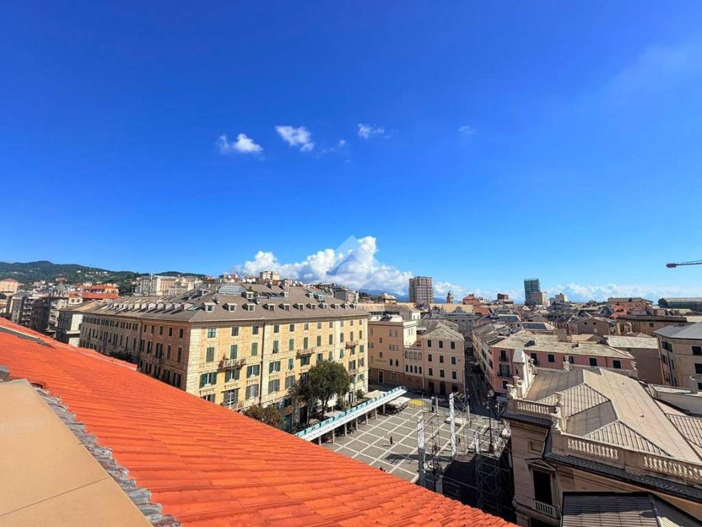 appartamento in vendita a Savona in zona Centro Storico