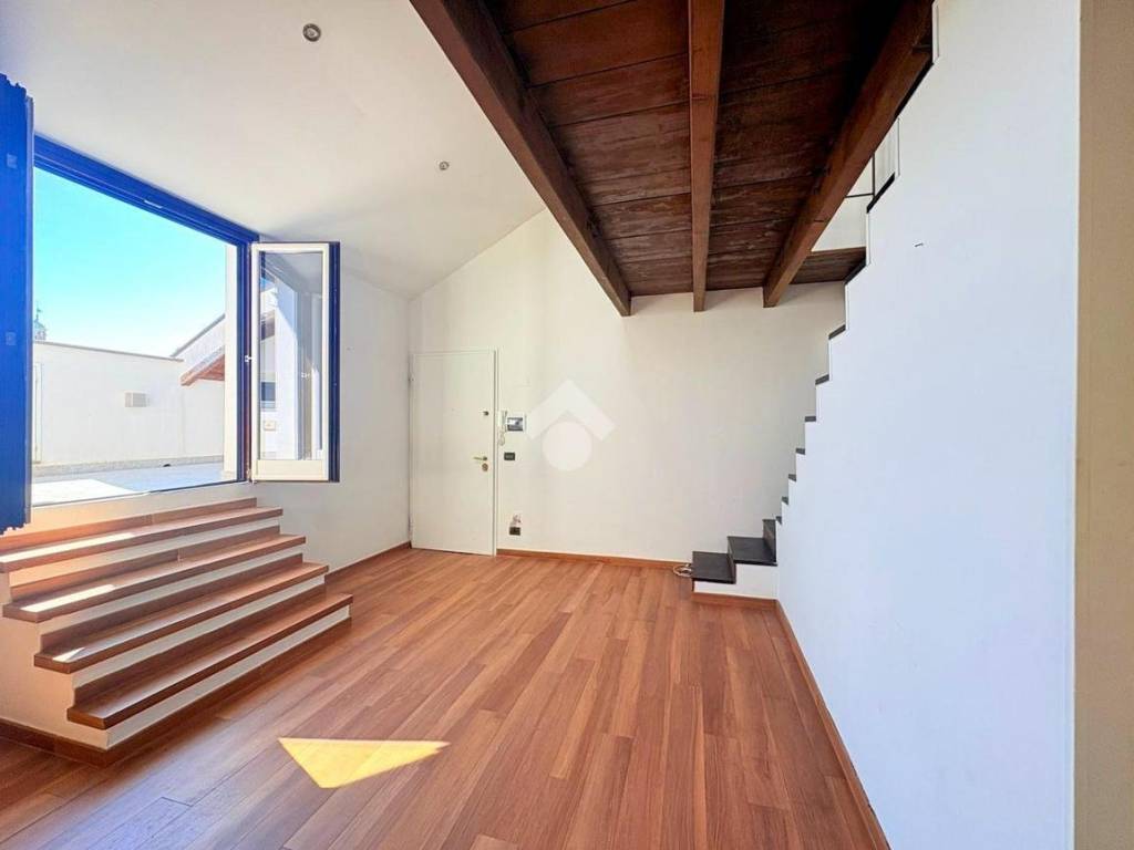 appartamento in vendita a Savona in zona Centro Storico