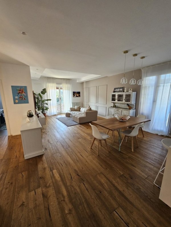 appartamento in vendita a Savona in zona Centro Storico