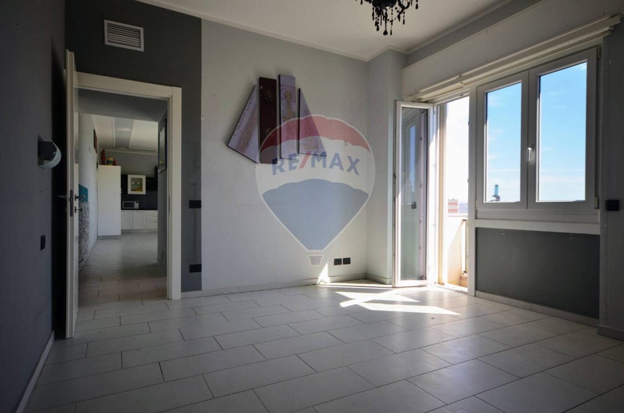 appartamento in vendita a Savona in zona Centro Storico