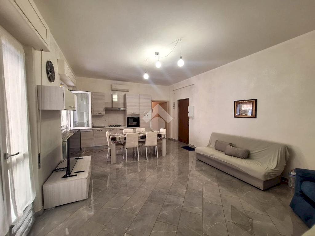 appartamento in vendita a Savona in zona Centro Storico