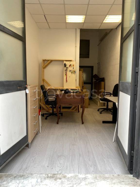 locale di sgombero in vendita a Savona