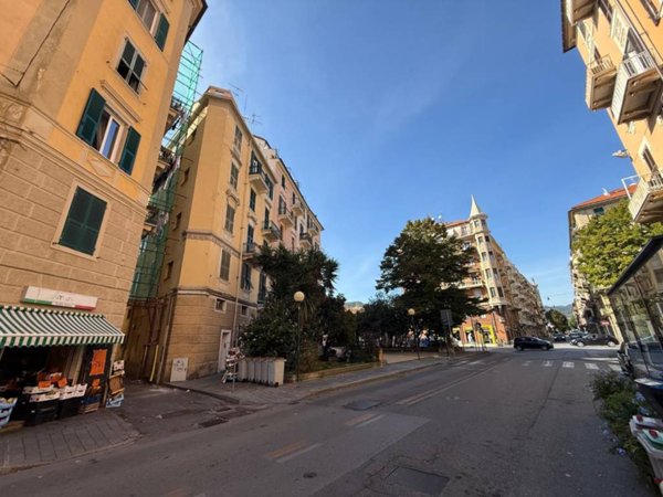 appartamento in vendita a Savona in zona Centro Storico