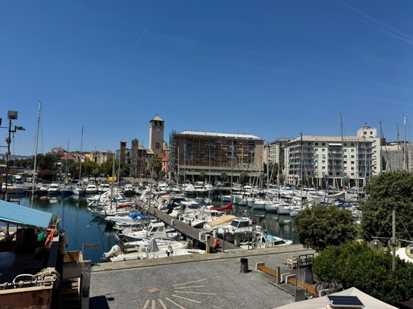 appartamento in vendita a Savona in zona Centro Storico