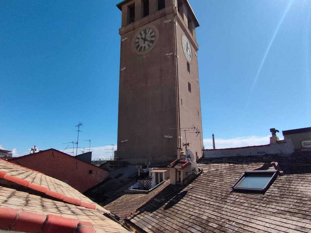 appartamento in vendita a Savona in zona Centro Storico