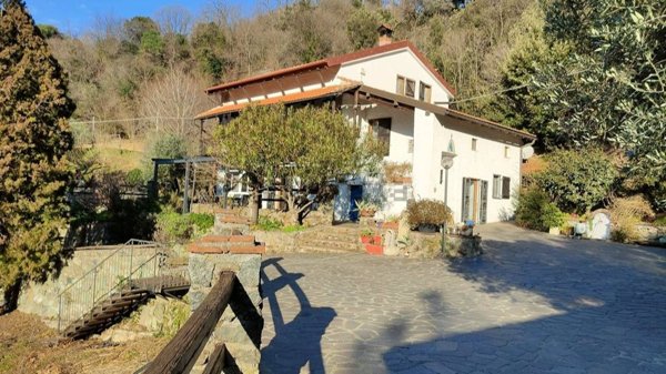 casa indipendente in vendita a Savona