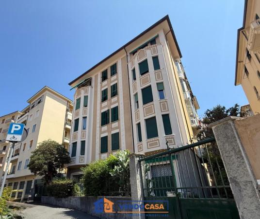 appartamento in vendita a Savona in zona Centro Storico