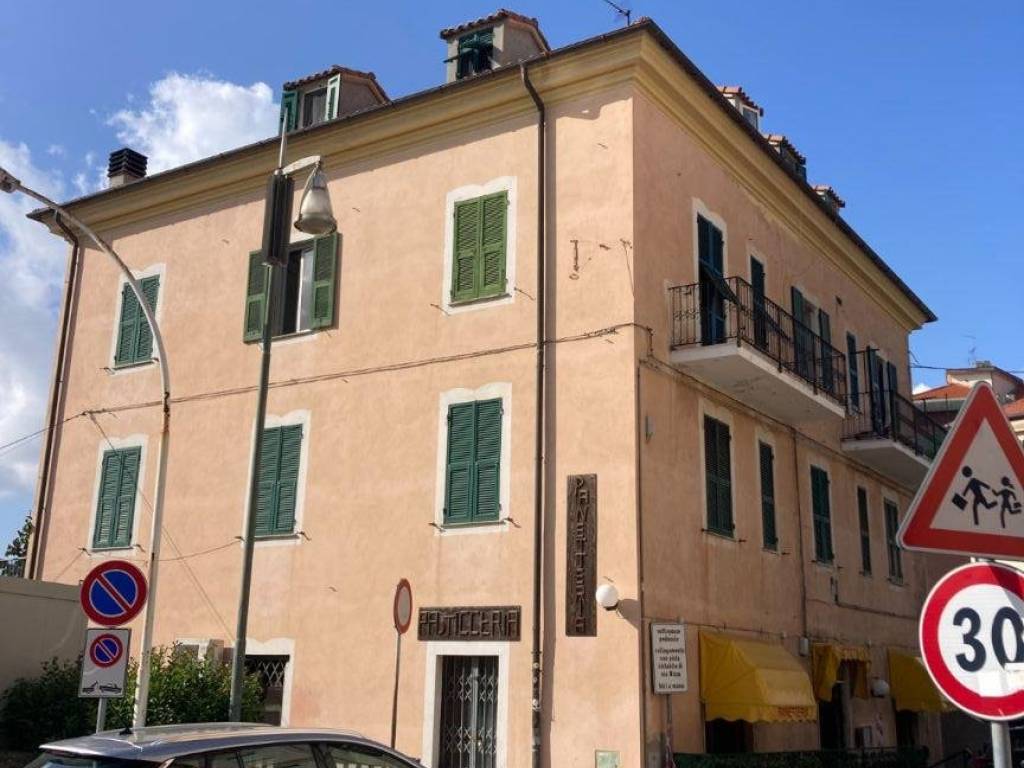 appartamento in vendita a Savona