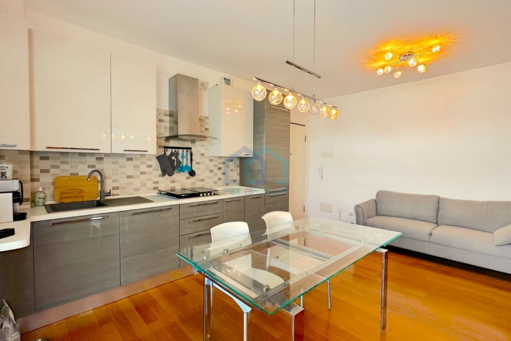 appartamento in vendita a Savona in zona Centro Storico