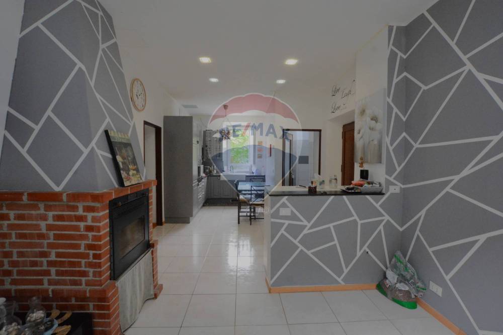 appartamento in vendita a Savona in zona Centro Storico