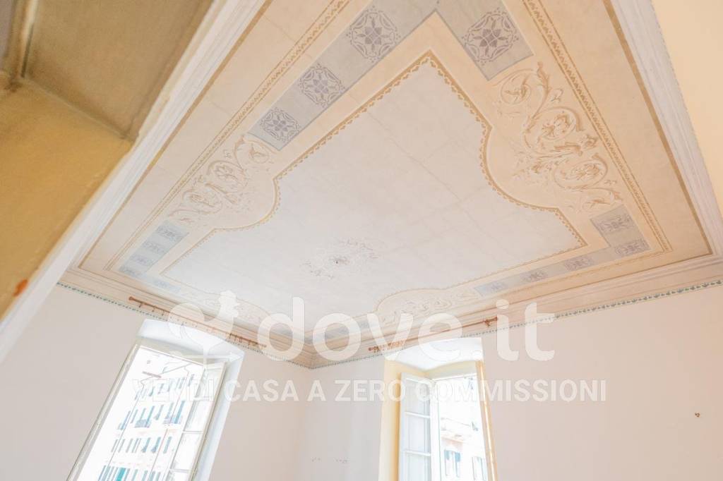 appartamento in vendita a Savona in zona Centro Storico