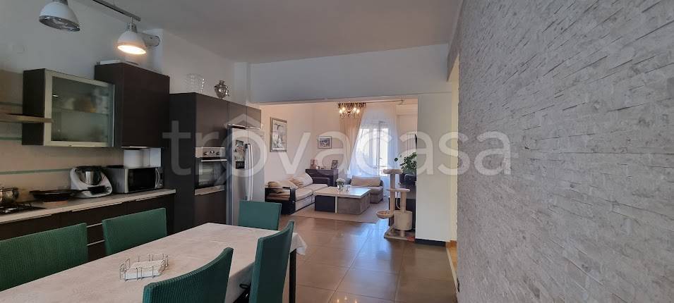 appartamento in vendita a Savona in zona Centro Storico