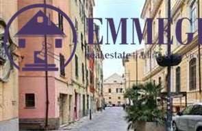appartamento in vendita a Savona in zona Centro Storico