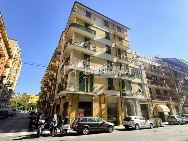 appartamento in vendita a Savona in zona Centro Storico