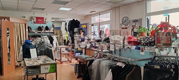 negozio in vendita a Savona