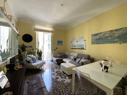 appartamento in vendita a Savona in zona Centro Storico