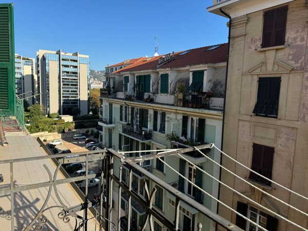 appartamento in vendita a Savona in zona Centro Storico