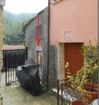 casa indipendente in vendita a Savona in zona Cimavalle / Botta