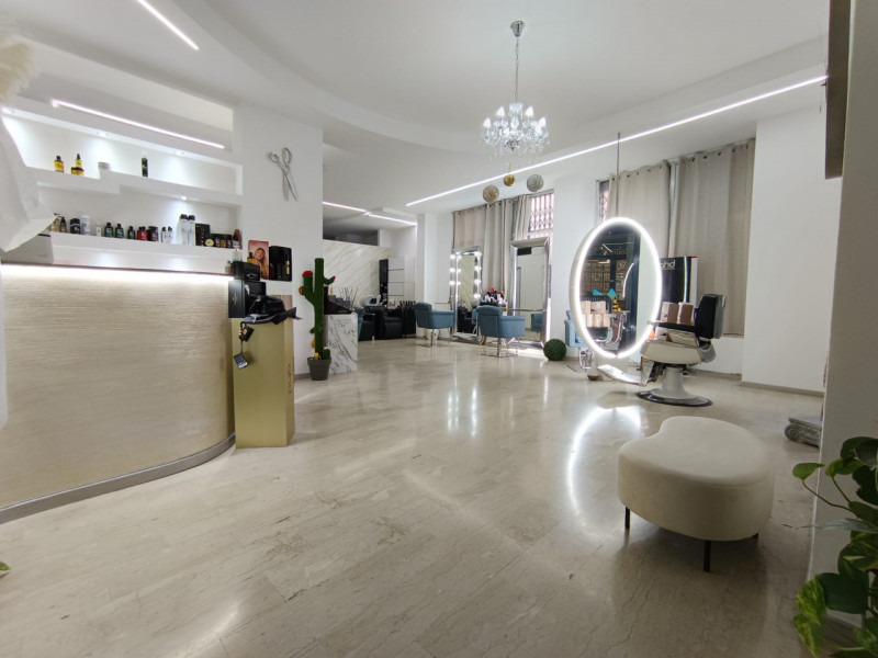 negozio in vendita a Savona