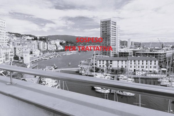 appartamento in vendita a Savona in zona Centro Storico