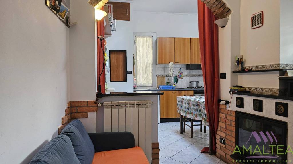 casa indipendente in vendita a Savona