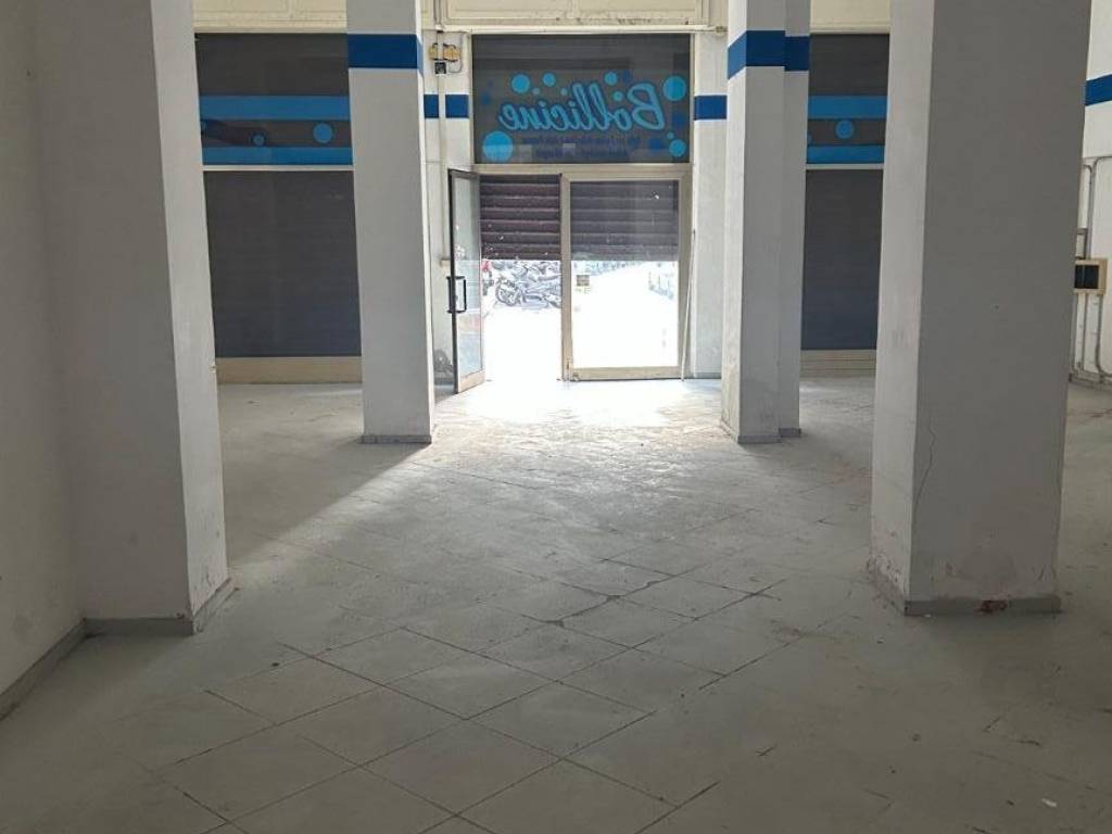 negozio in vendita a Savona