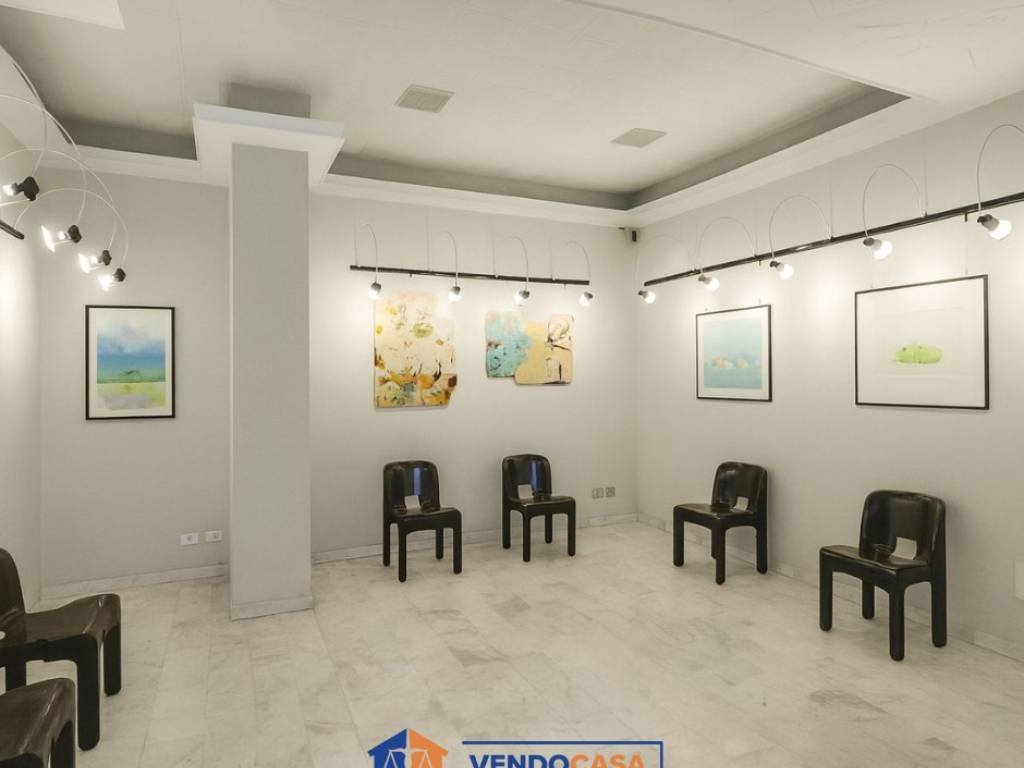 ufficio in vendita a Savona in zona Centro Storico