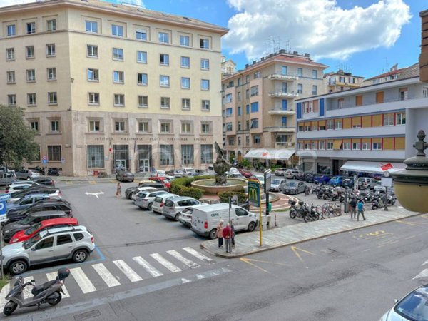 appartamento in vendita a Savona in zona Centro Storico