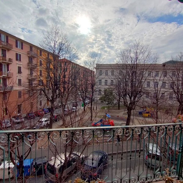 appartamento in vendita a Savona in zona Centro Storico