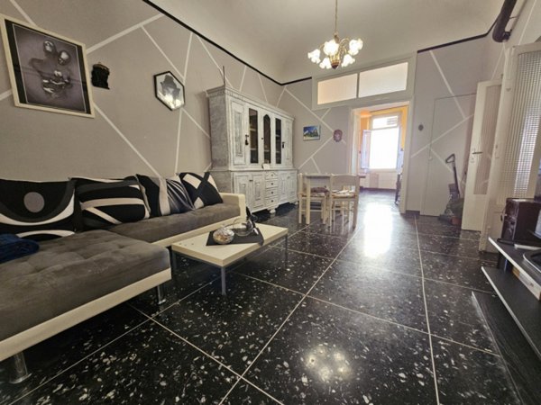 appartamento in vendita a Savona in zona Centro Storico