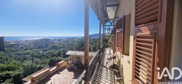 casa indipendente in vendita a Savona