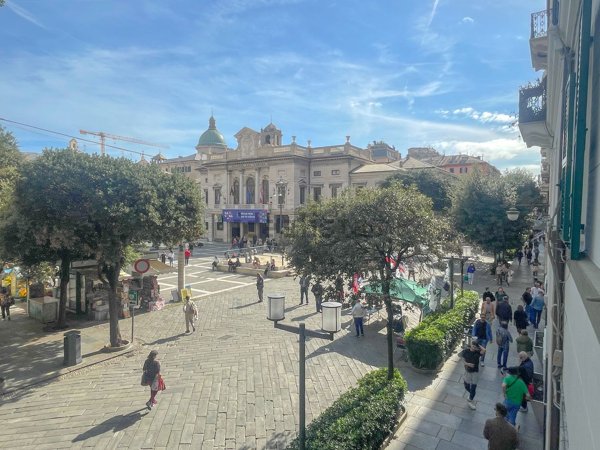 appartamento in vendita a Savona in zona Centro Storico