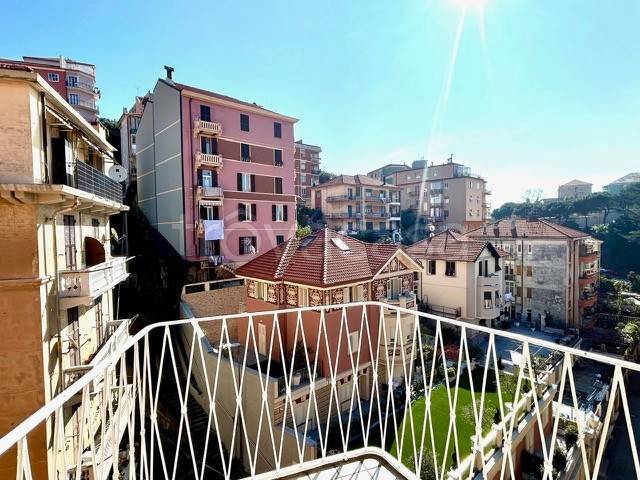 appartamento in vendita a Savona