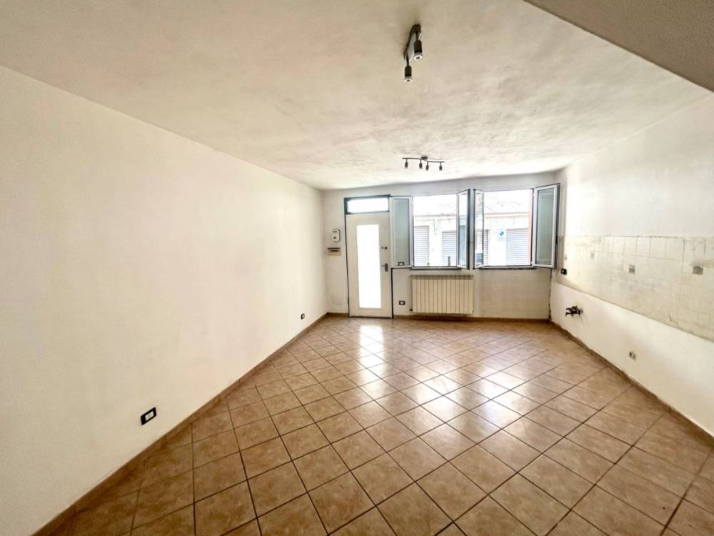 casa indipendente in vendita a Savona in zona Centro Storico