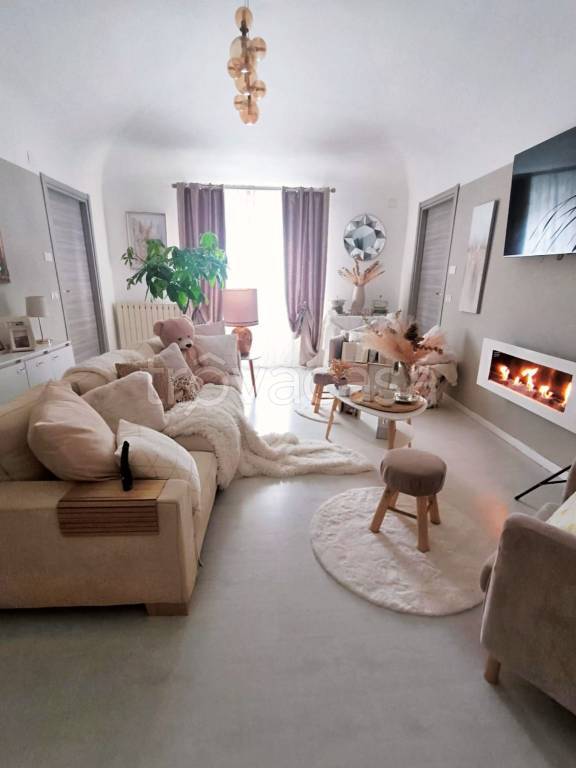 appartamento in vendita a Savona in zona Centro Storico