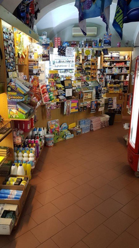 negozio in vendita a Savona