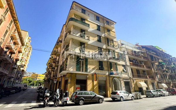appartamento in vendita a Savona in zona Centro Storico