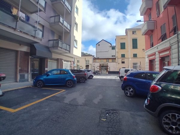 locale di sgombero in vendita a Savona