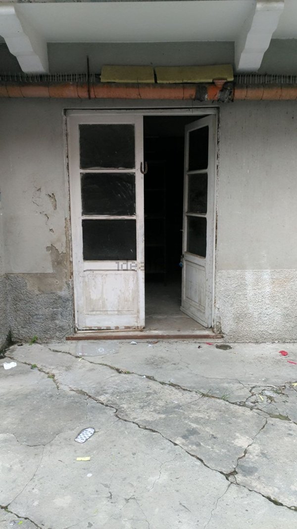 locale di sgombero in vendita a Savona