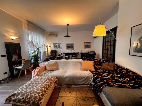 appartamento in vendita a Savona in zona Centro Storico