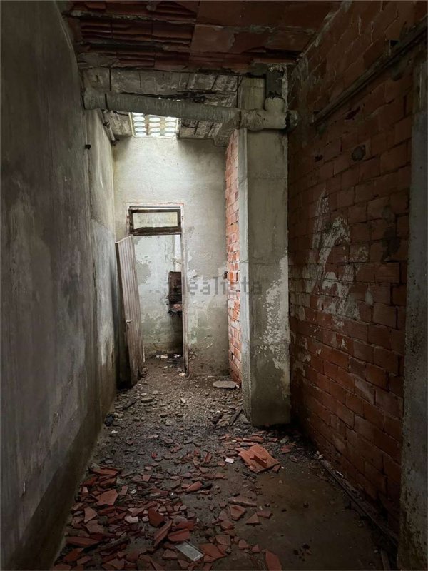 locale di sgombero in vendita a Savona