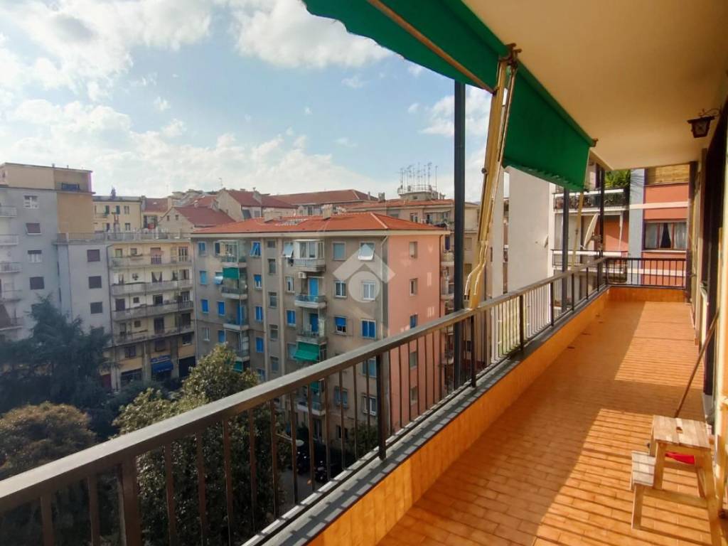 appartamento in vendita a Savona in zona Centro Storico