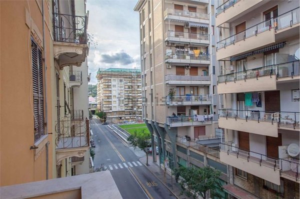 appartamento in vendita a Savona in zona Centro Storico