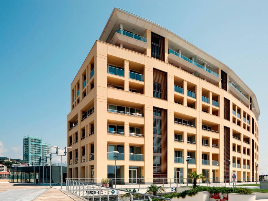 appartamento in vendita a Savona in zona Centro Storico