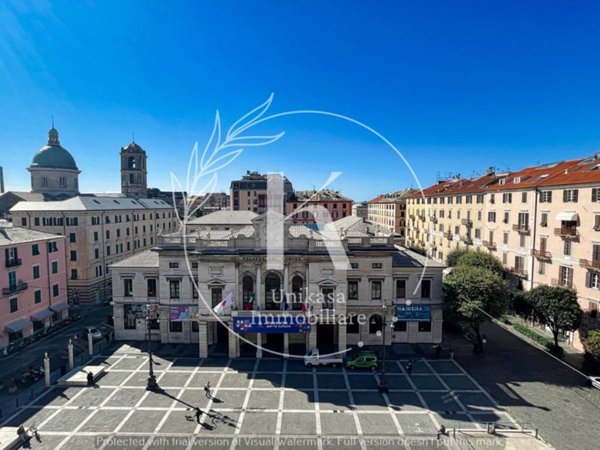 appartamento in vendita a Savona in zona Centro Storico